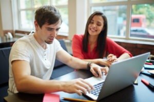 Chaining promises and error handling in hindi