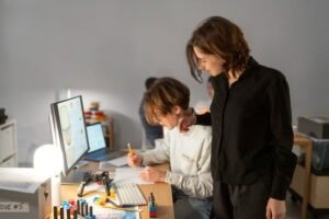 ROW_NUMBER(), RANK(), DENSE_RANK(), NTILE() in sql