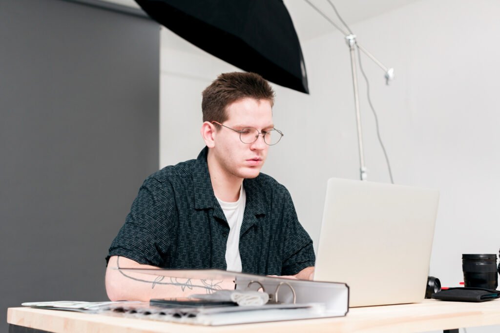 ROW_NUMBER(), RANK(), DENSE_RANK(), NTILE() sql In Hindi